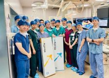 上海长征医院成功开展MitraClip™经导管二尖瓣缘对缘修复术