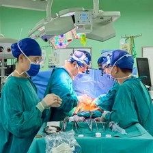 多术式复合，重启“心”生：南京鼓楼医院心脏外科王东进教授团队成功为晚期心衰合并多瓣膜病变患者植入LVAD