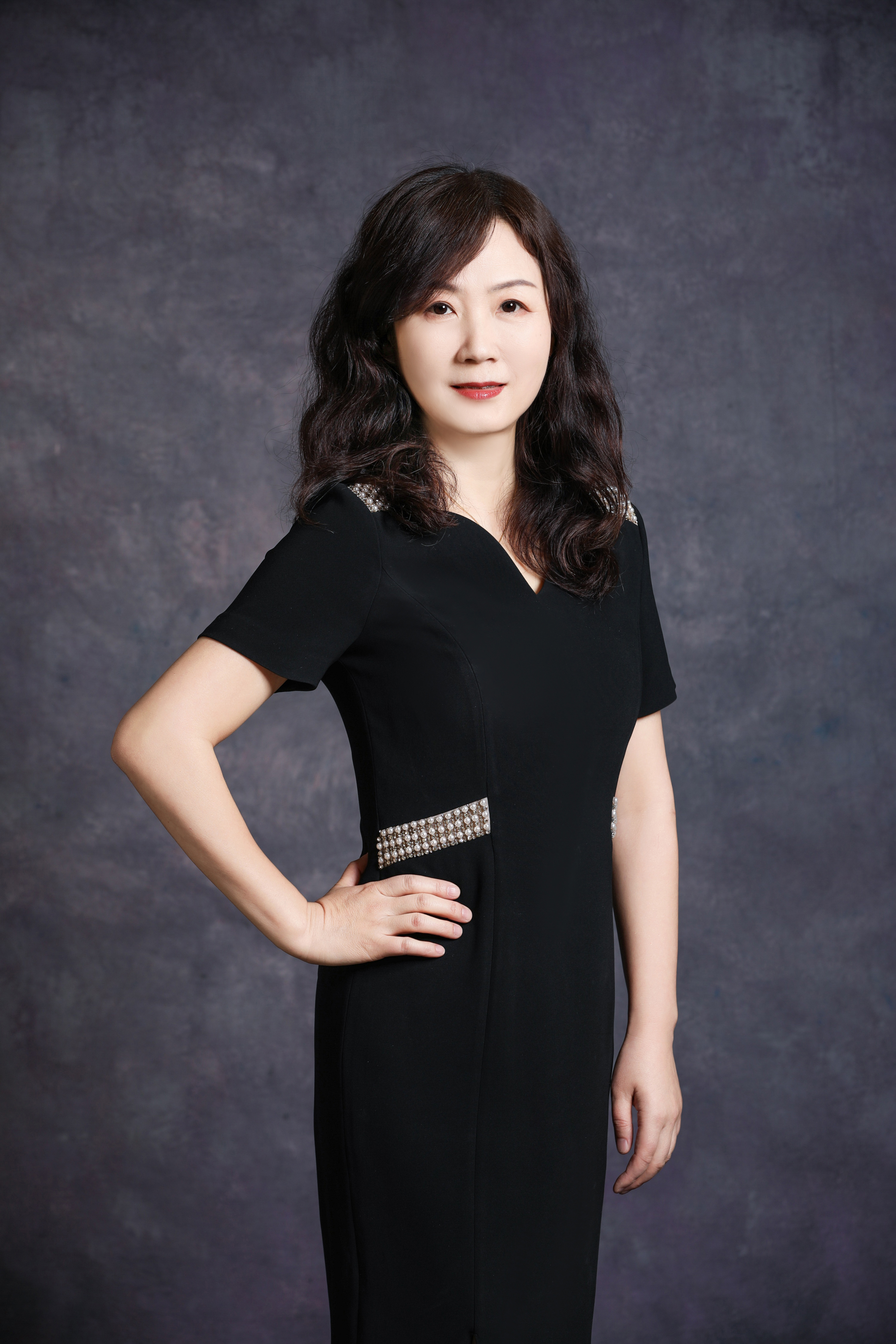 李妍